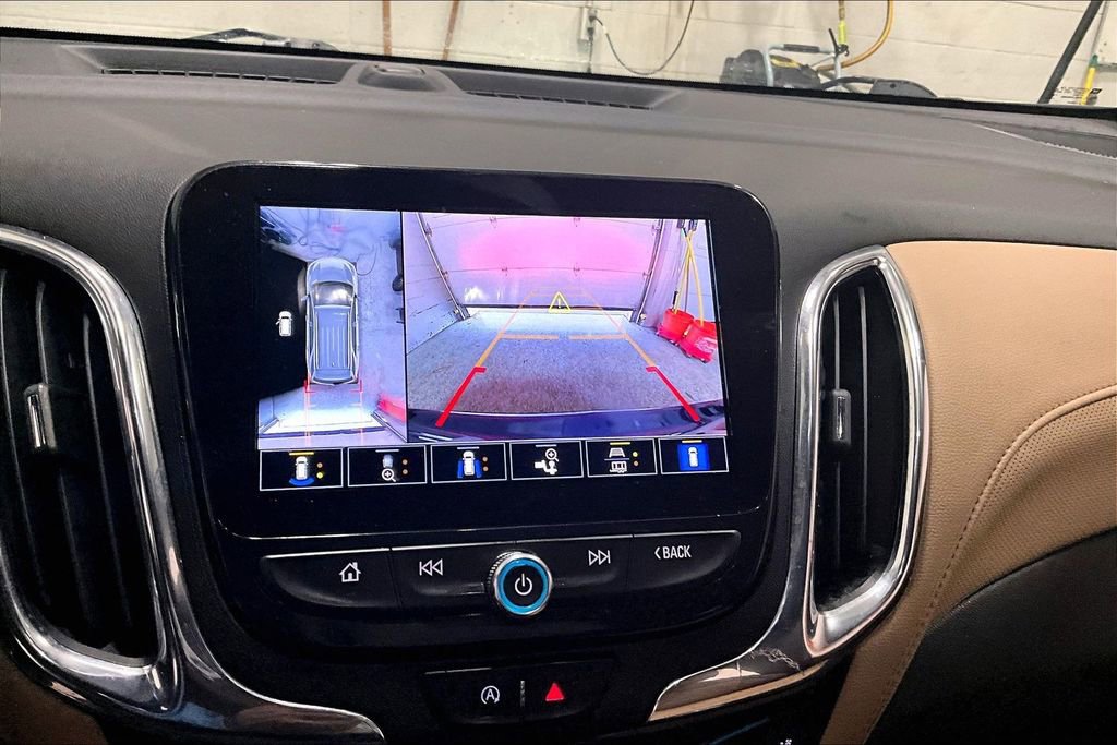 Used 2023 Chevrolet Equinox Premier image 14