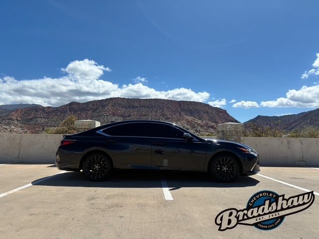 Used 2024 Lexus ES 350 Ultra Luxury w/ Accessory Package (Z1) FWD image 3
