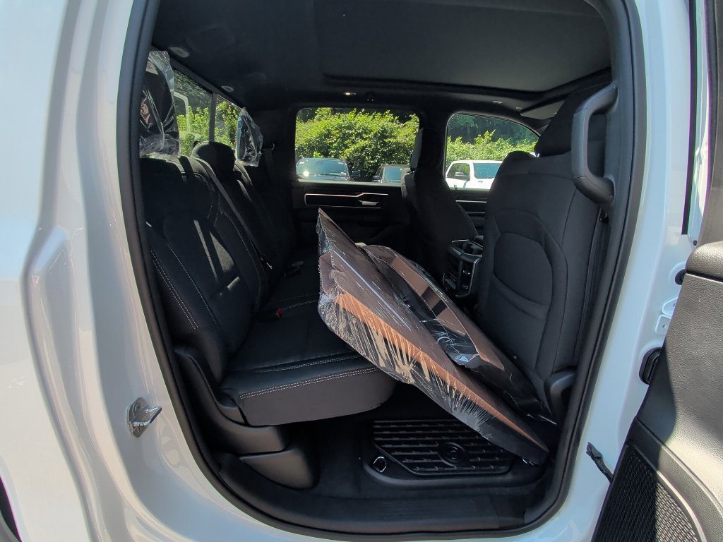 New 2026 RAM 1500 Big Horn AWD/4WD image 15