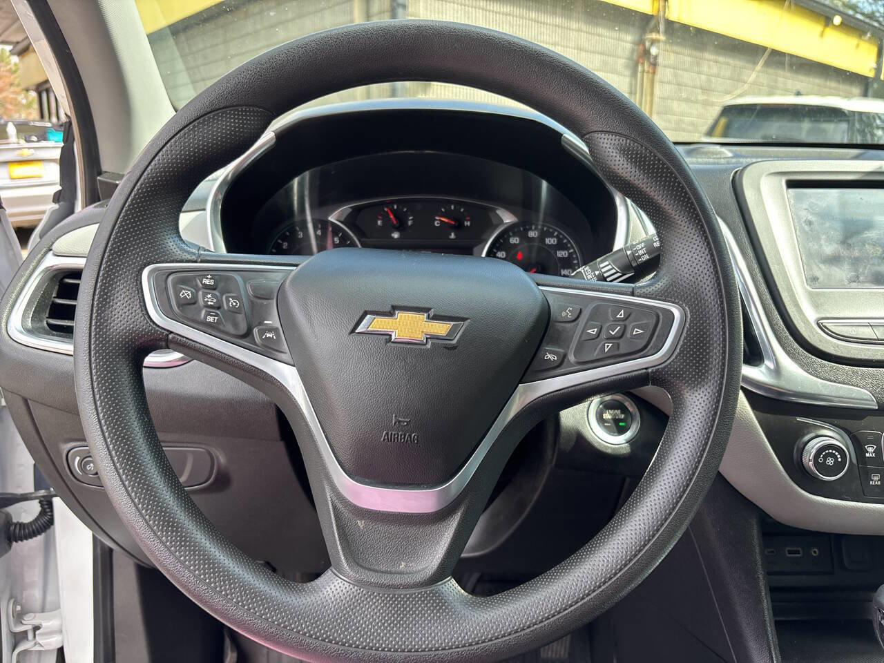 Used 2022 Chevrolet Equinox LS w/ LS Convenience Package image 11