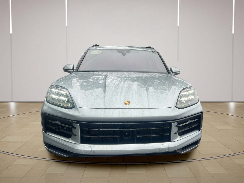 Certified 2025 Porsche Cayenne E-Hybrid AWD/4WD image 10