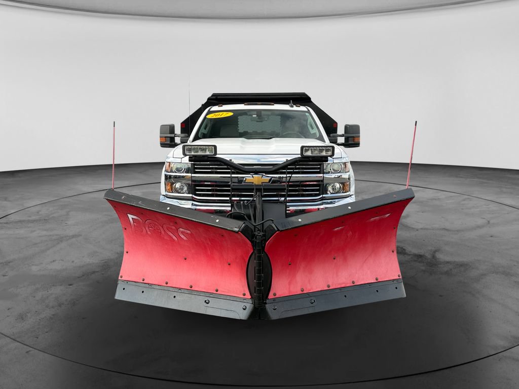 Used 2017 Chevrolet Silverado 3500 W/T w/ WT Convenience Package AWD/4WD image 2