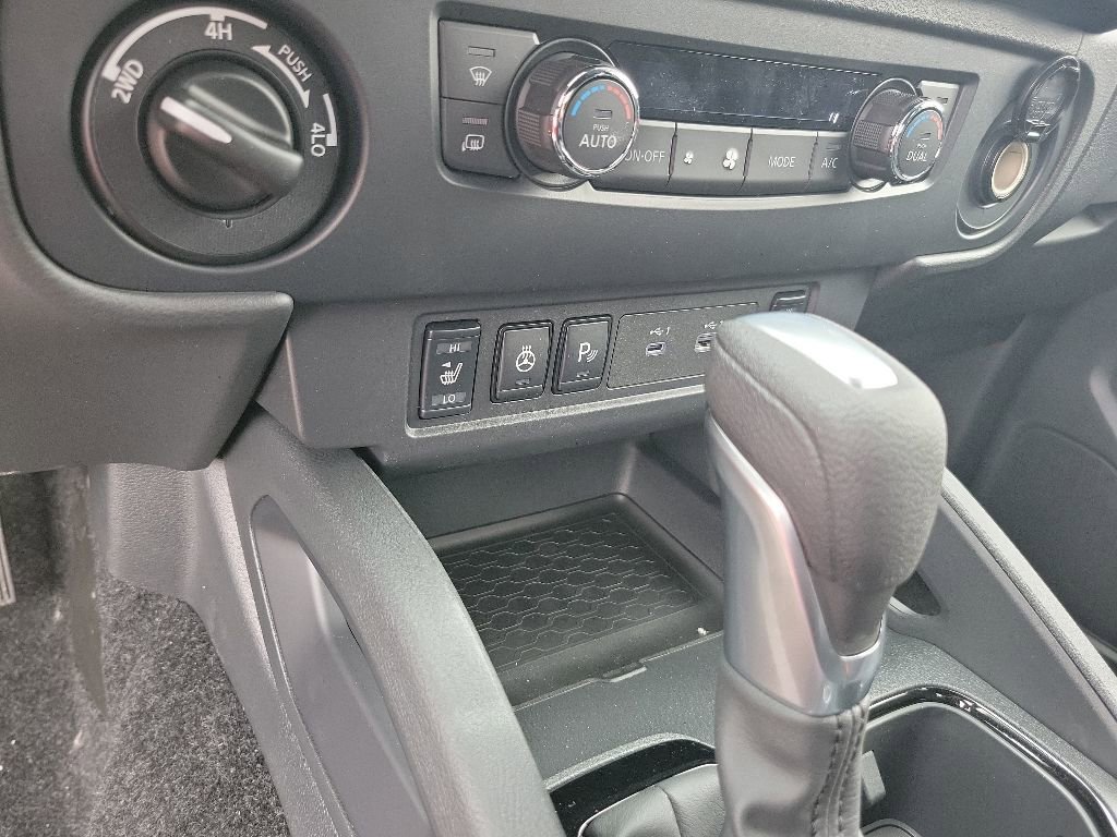 New 2026 Nissan Frontier SV AWD/4WD image 28