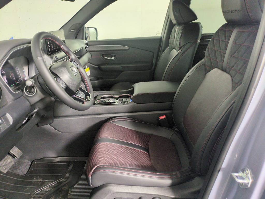 New 2026 Honda Pilot Black Edition image 9