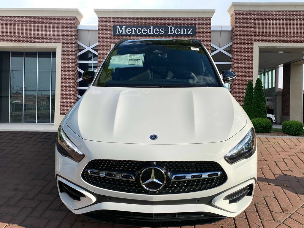 Certified 2025 Mercedes-Benz GLA 250 image 3