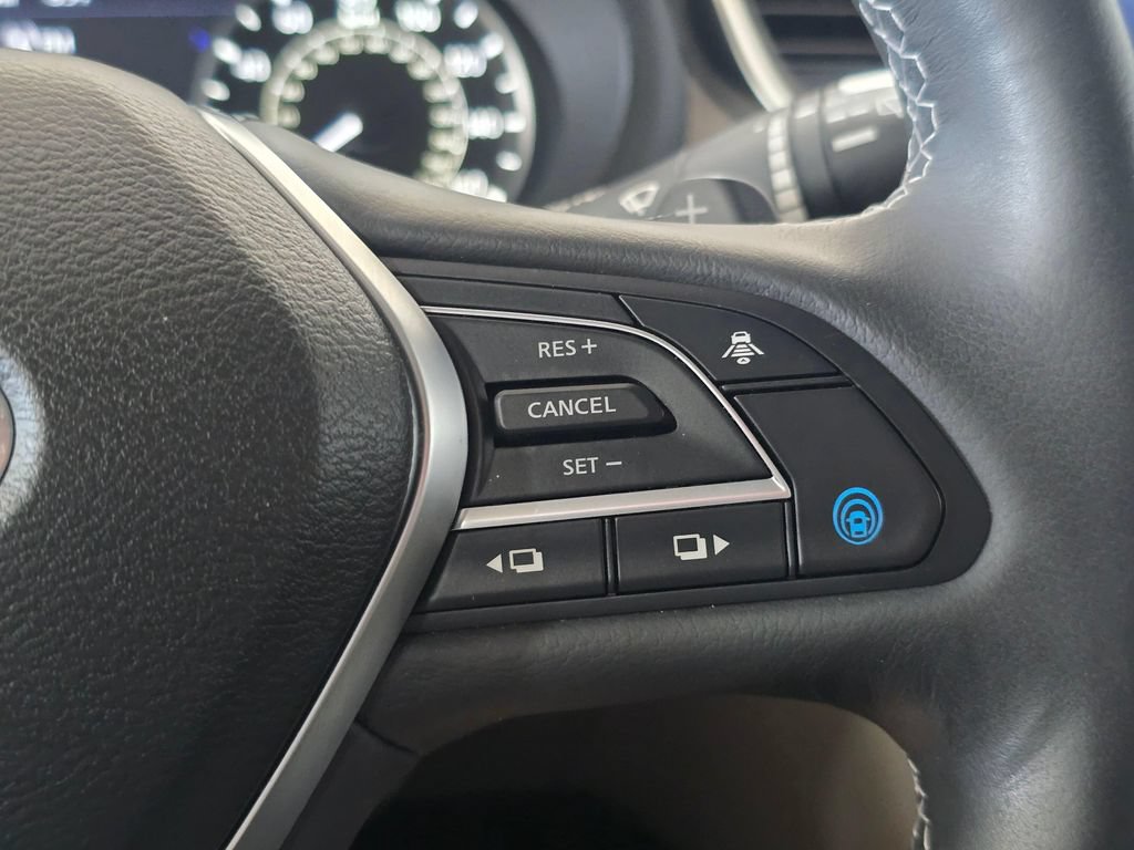 Certified 2023 INFINITI QX50 Luxe AWD/4WD image 17