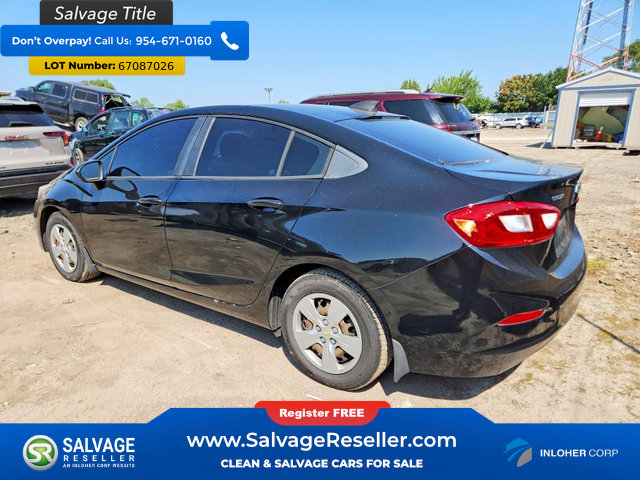 Used 2017 Chevrolet Cruze LS FWD image 3