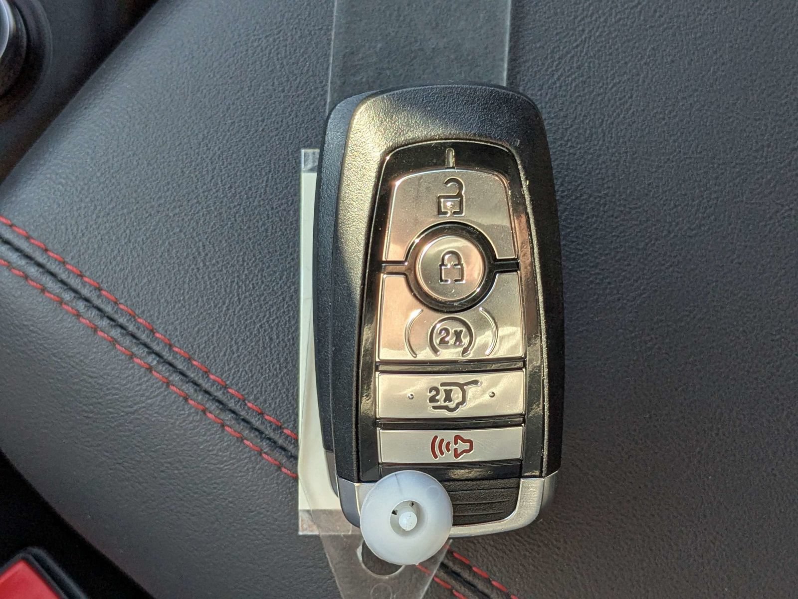 Used 2025 Ford Explorer ST-Line w/ Premium Package AWD/4WD image 36