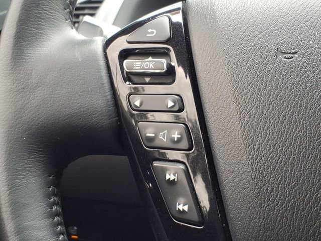 Used 2022 Nissan Armada SL w/ Midnight Edition Package RWD image 32