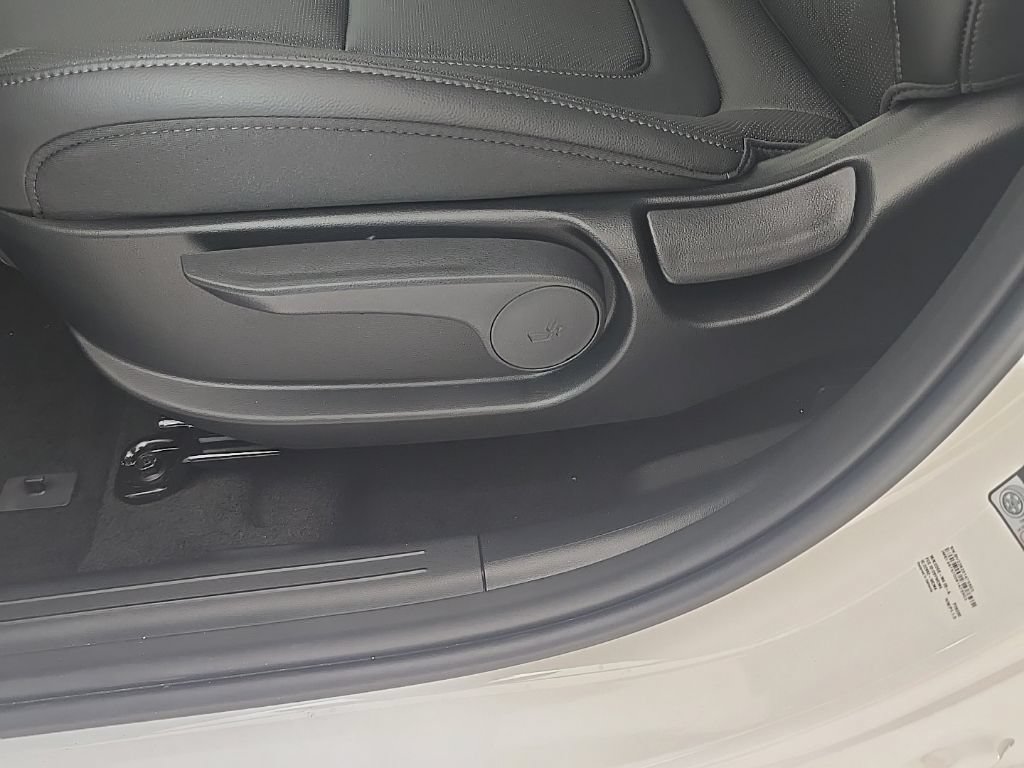 New 2027 Hyundai Santa Cruz SE FWD image 14