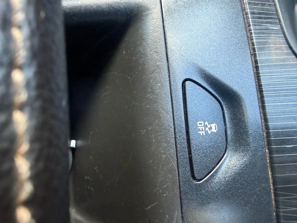 Used 2017 Chevrolet Impala LT FWD image 52