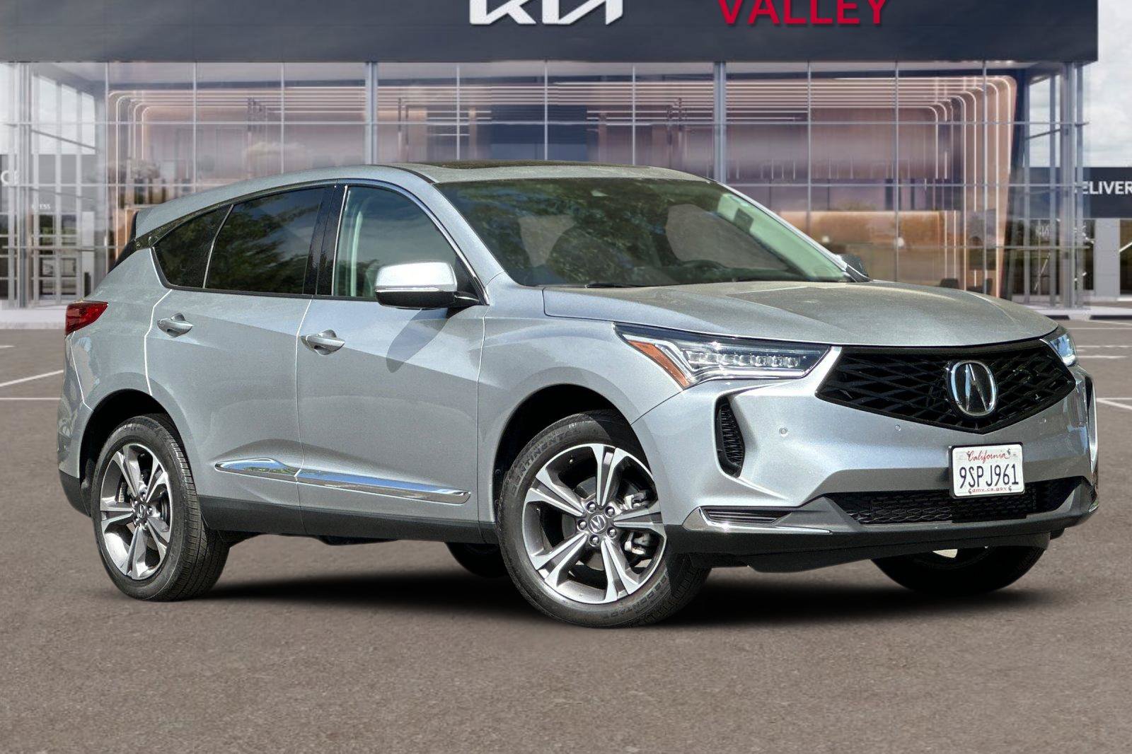 Used 2025 Acura RDX w/ Technology Package AWD/4WD image 2