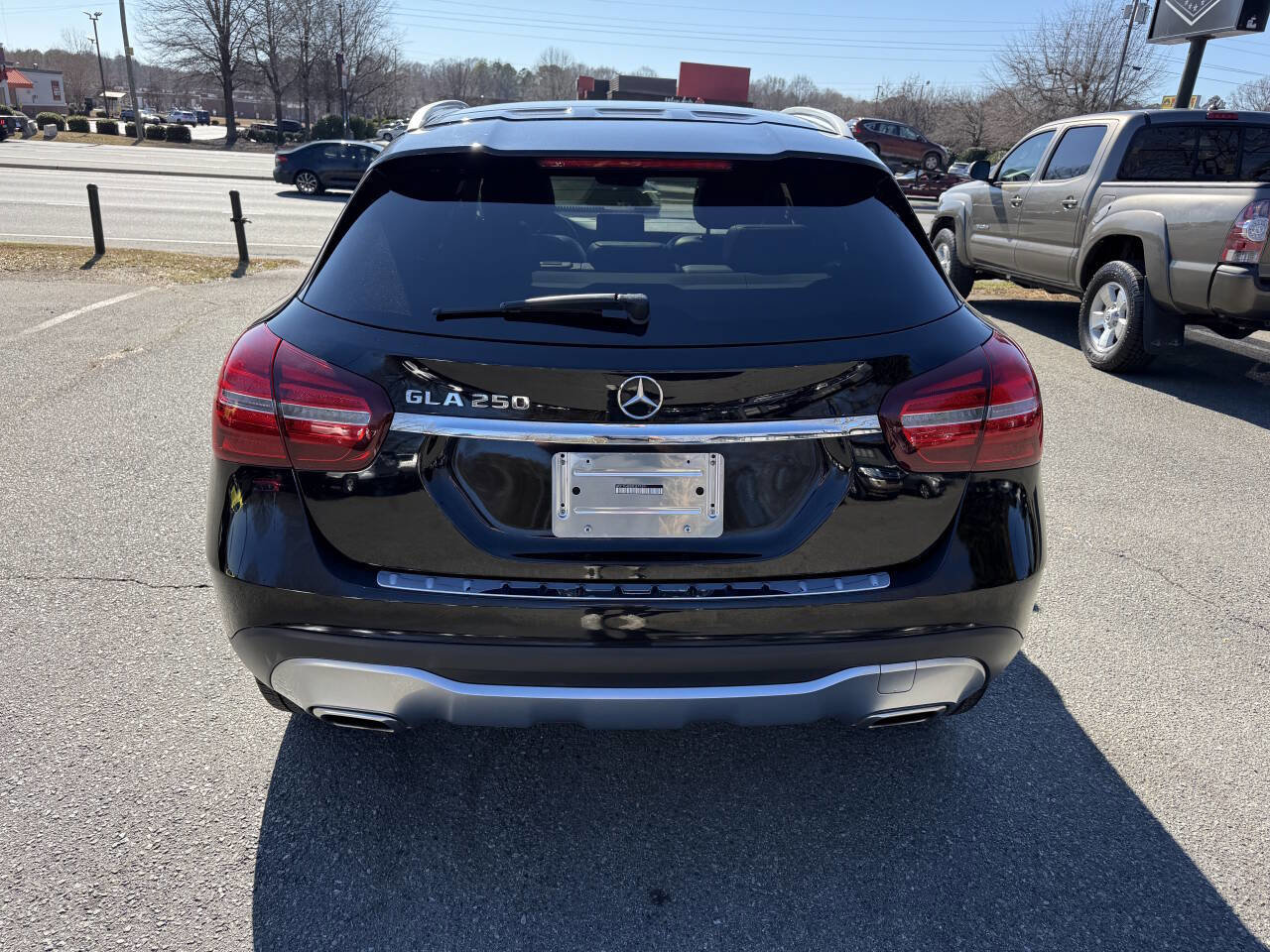 Used 2019 Mercedes-Benz GLA 250 image 6
