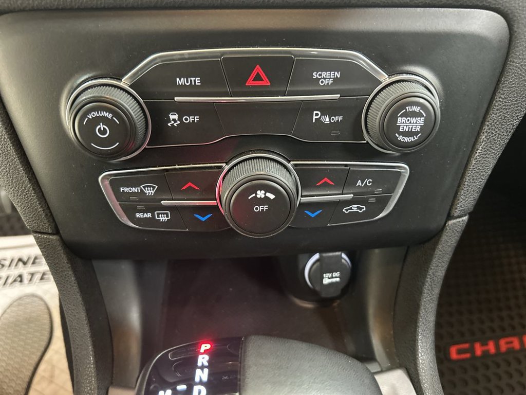 Used 2023 Dodge Charger SXT w/ Cold Weather Package RWD image 16