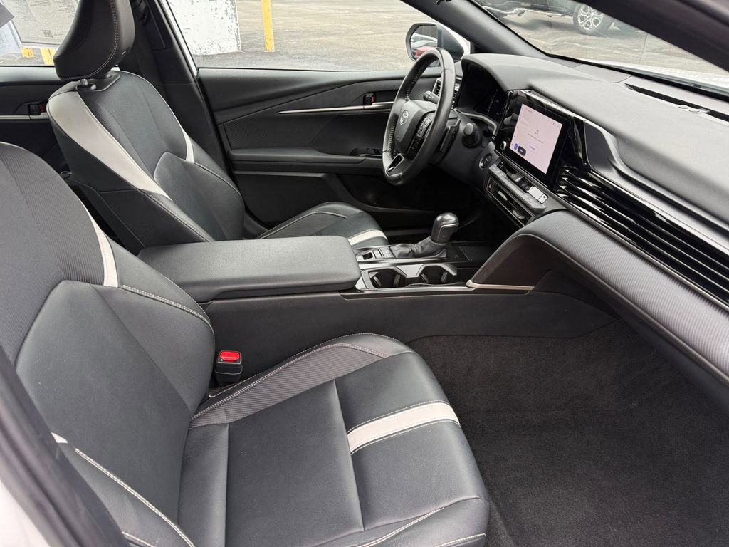 Certified 2025 Toyota Camry SE image 18