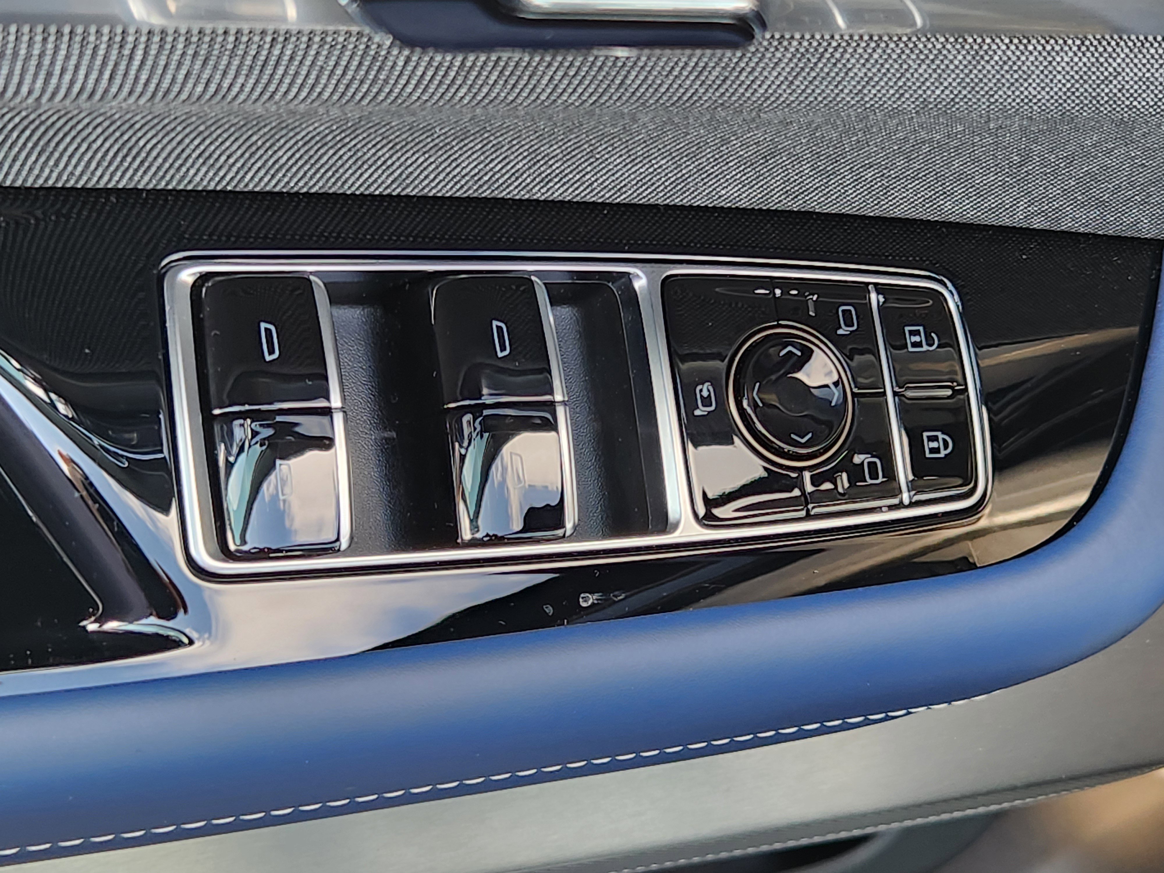 New 2026 Cadillac Vistiq Premium Luxury image 21