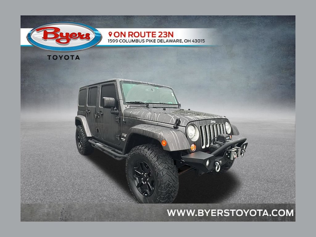 Used 2017 Jeep Wrangler Unlimited Sahara w/ Connectivity Group