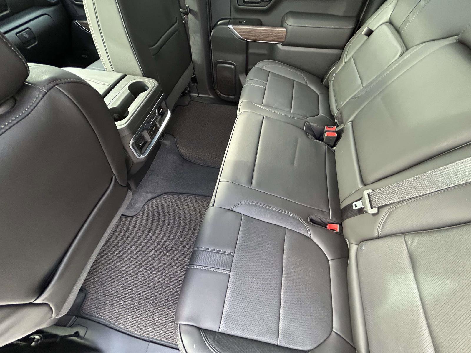 Used 2020 Chevrolet Silverado 2500 High Country w/ Z71 Off-Road Package image 12