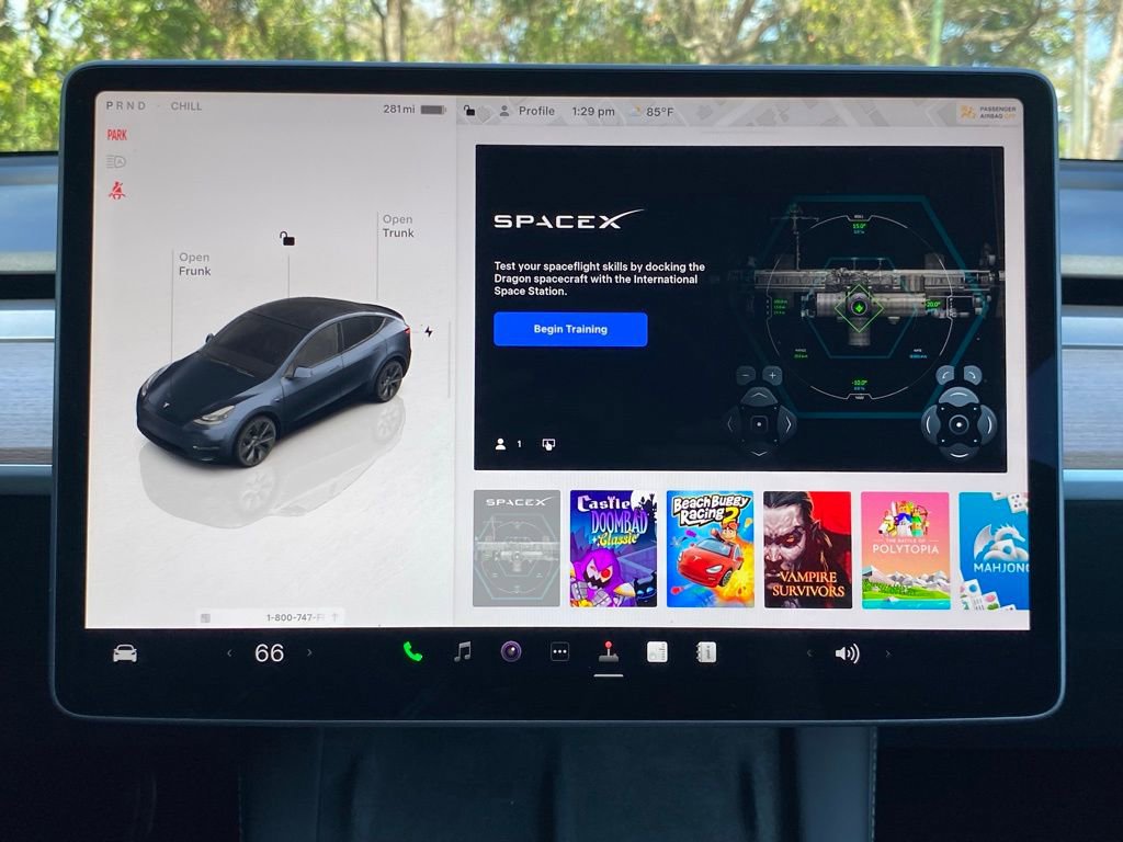 Used 2025 Tesla Model Y Long Range image 25