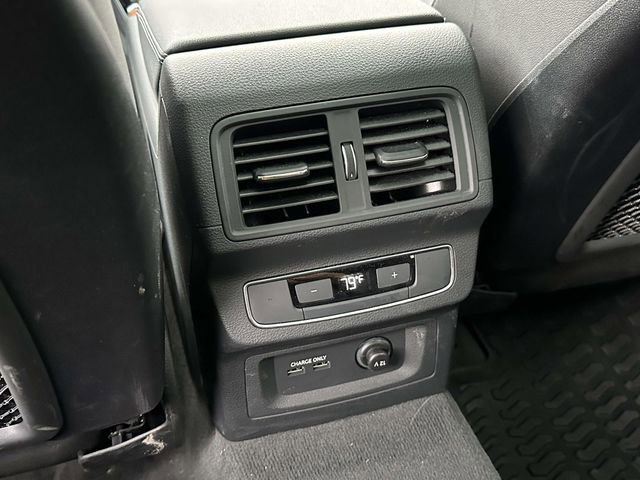 Used 2023 Audi Q5 2.0T Premium w/ Convenience Package image 15