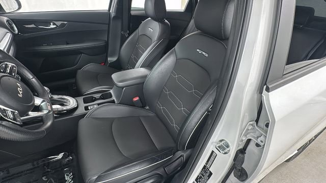 Used 2024 Kia Forte GT-Line image 10