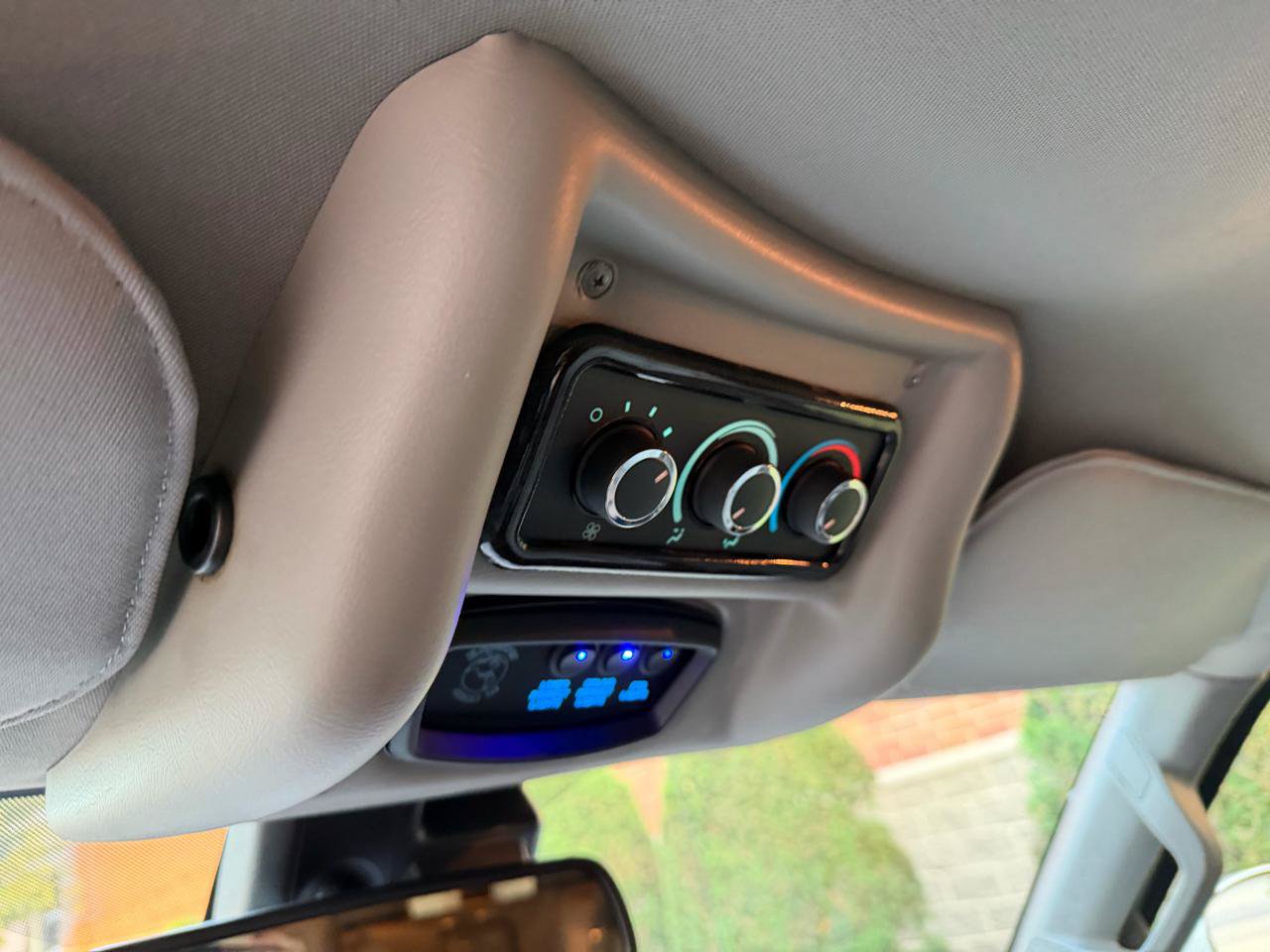 Used 2024 Chevrolet Express 2500 RWD image 19