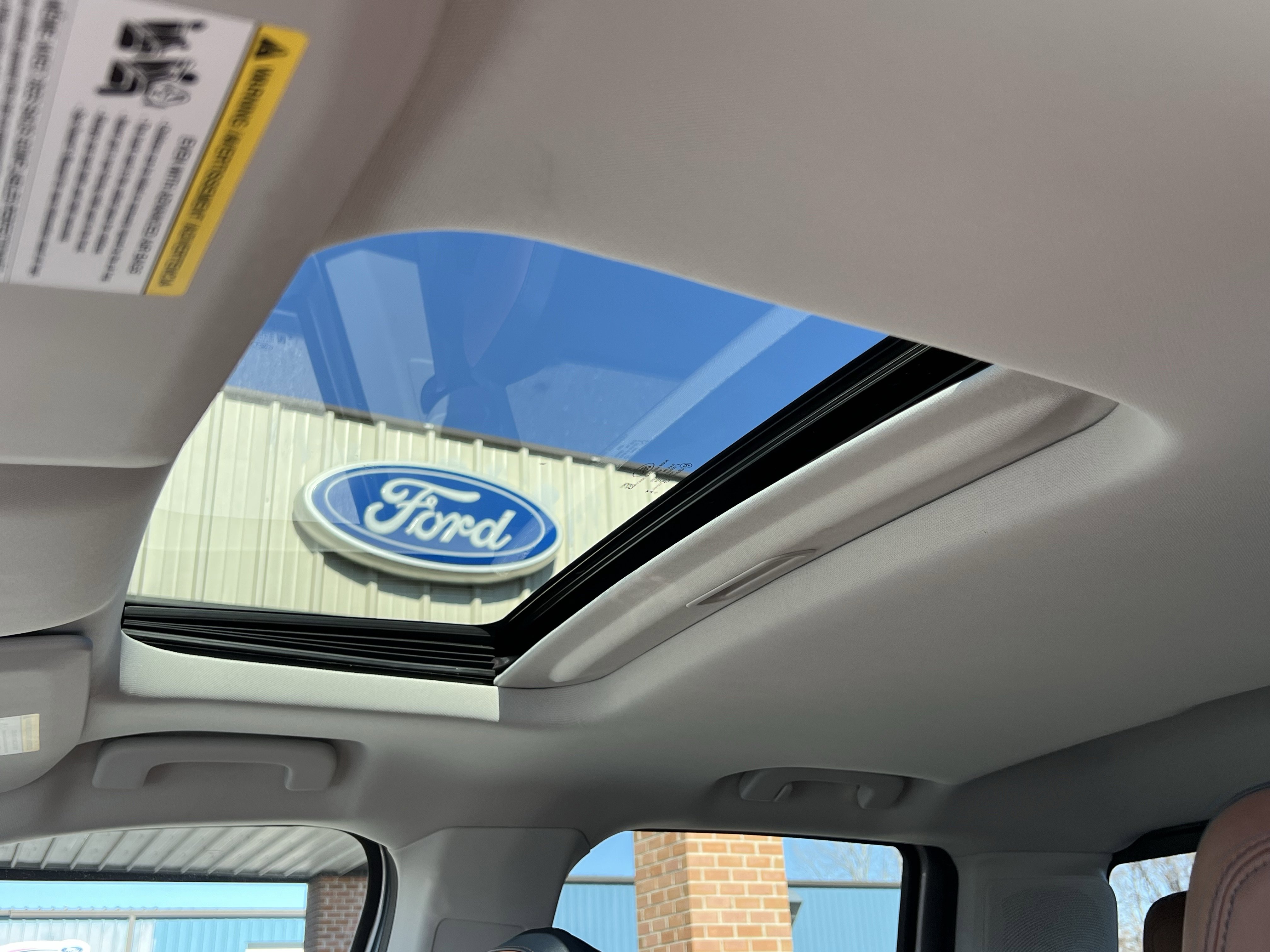 Used 2024 Ford Maverick Lariat image 18