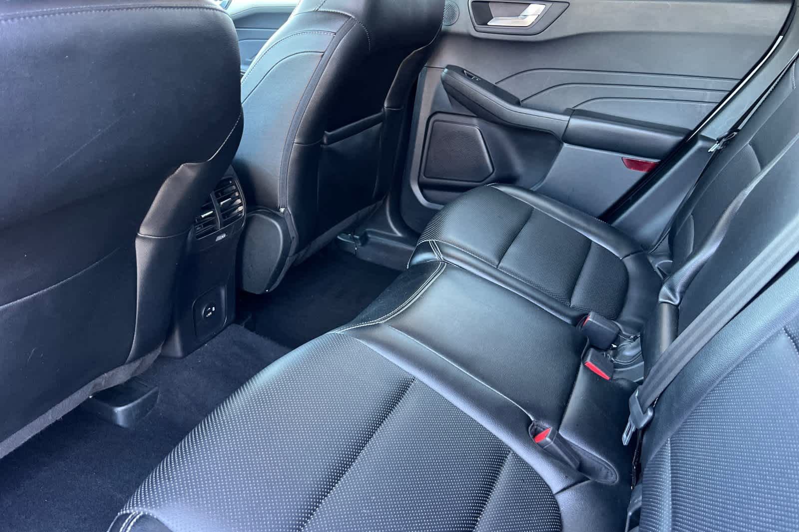 Certified 2022 Ford Escape SEL w/ Technology Package image 4