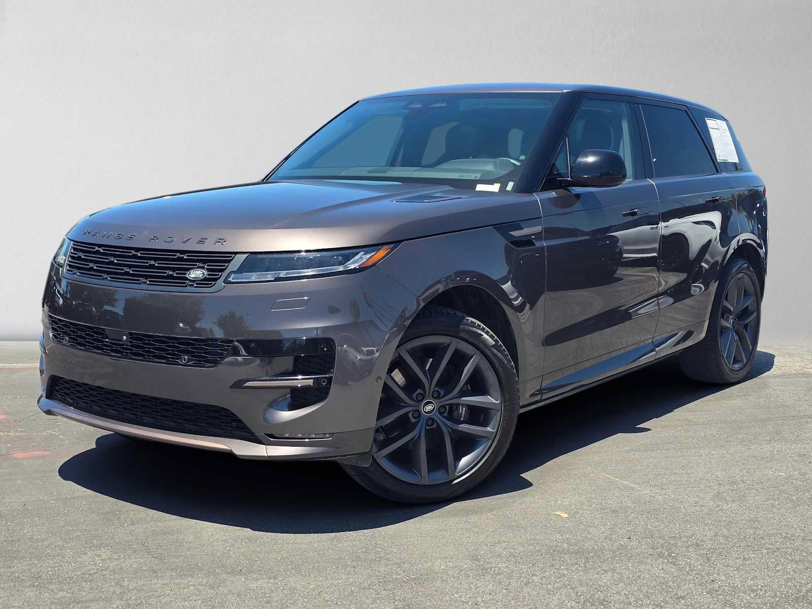 Used 2024 Land Rover Range Rover Sport Dynamic SE AWD/4WD image 1