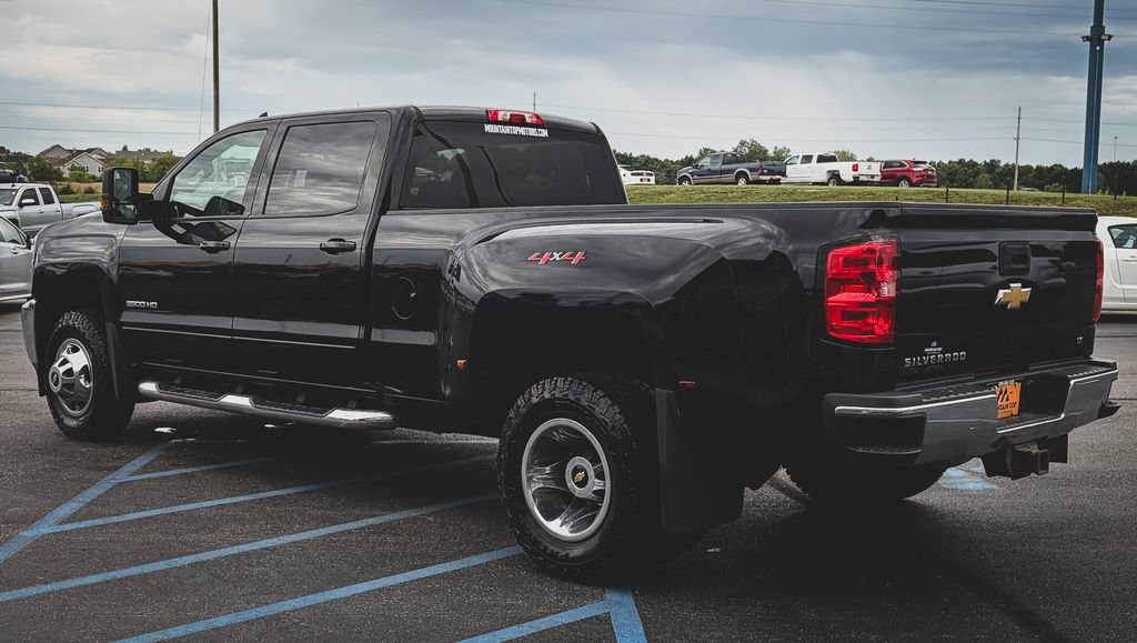 Used 2018 Chevrolet Silverado 3500 LT w/ LT Convenience Package AWD/4WD image 27