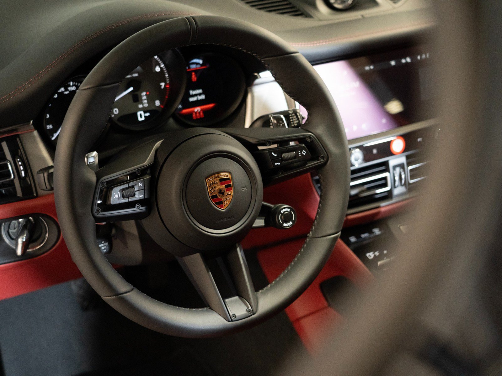 New 2026 Porsche Macan S AWD/4WD image 15