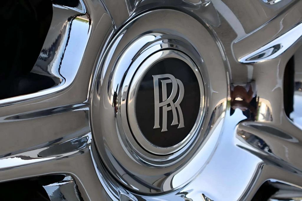 Certified 2014 Rolls-Royce Ghost RWD image 14
