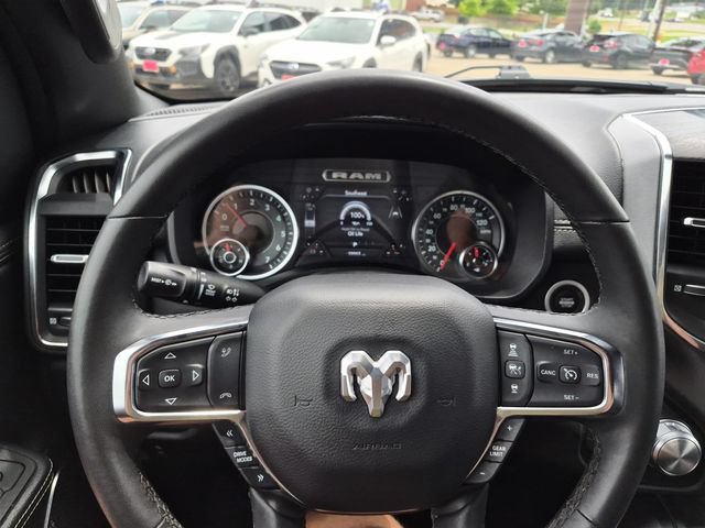 Used 2025 RAM 1500 Laramie AWD/4WD image 33