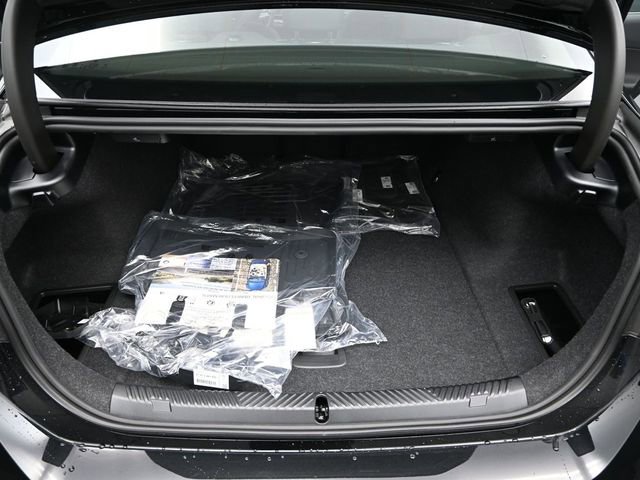 New 2026 BMW i5 eDrive40 RWD image 17