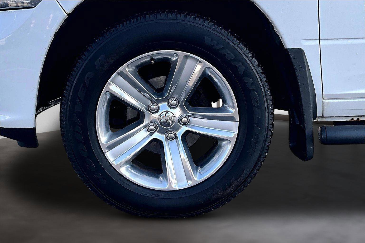 Used 2016 RAM 1500 Sport w/ Sport Premium Group image 10