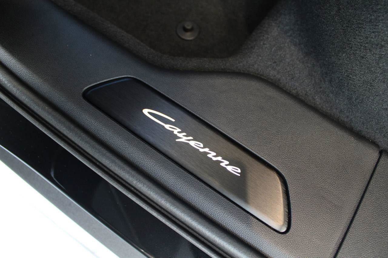 New 2025 Porsche Cayenne GTS image 89