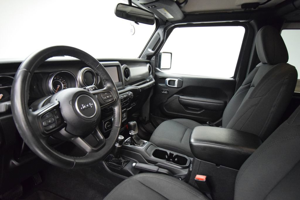 Used 2022 Jeep Wrangler Sport AWD/4WD image 28