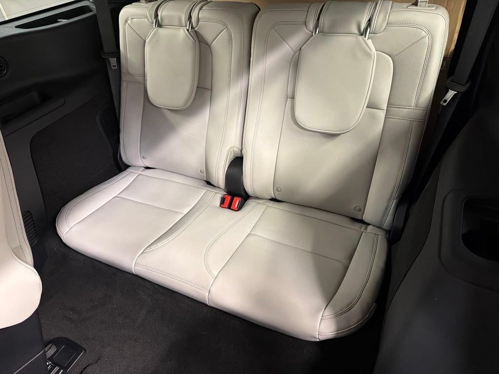 New 2026 Lincoln Aviator Reserve AWD/4WD image 31
