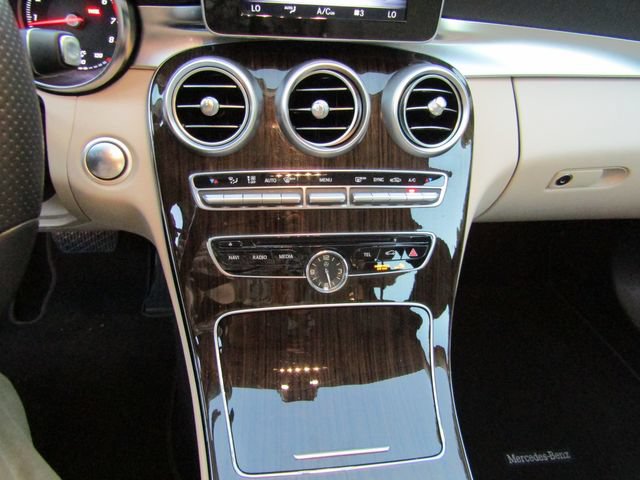 Used 2015 Mercedes-Benz C 300 Sedan image 22