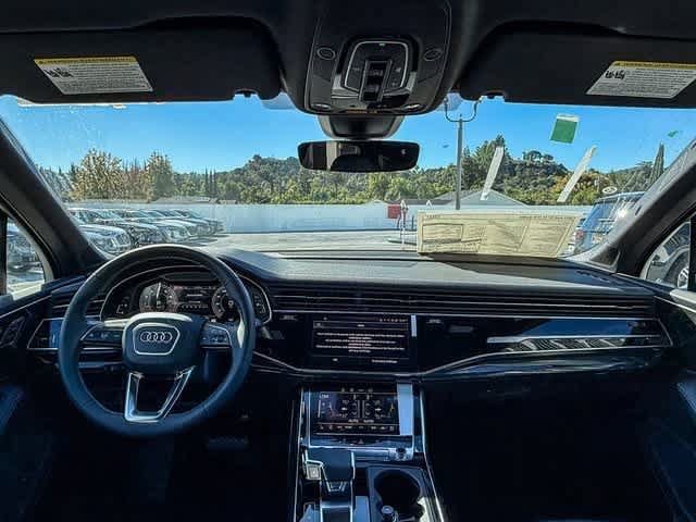 Certified 2025 Audi Q7 3.0T Premium Plus w/ Premium Plus Package AWD/4WD image 12
