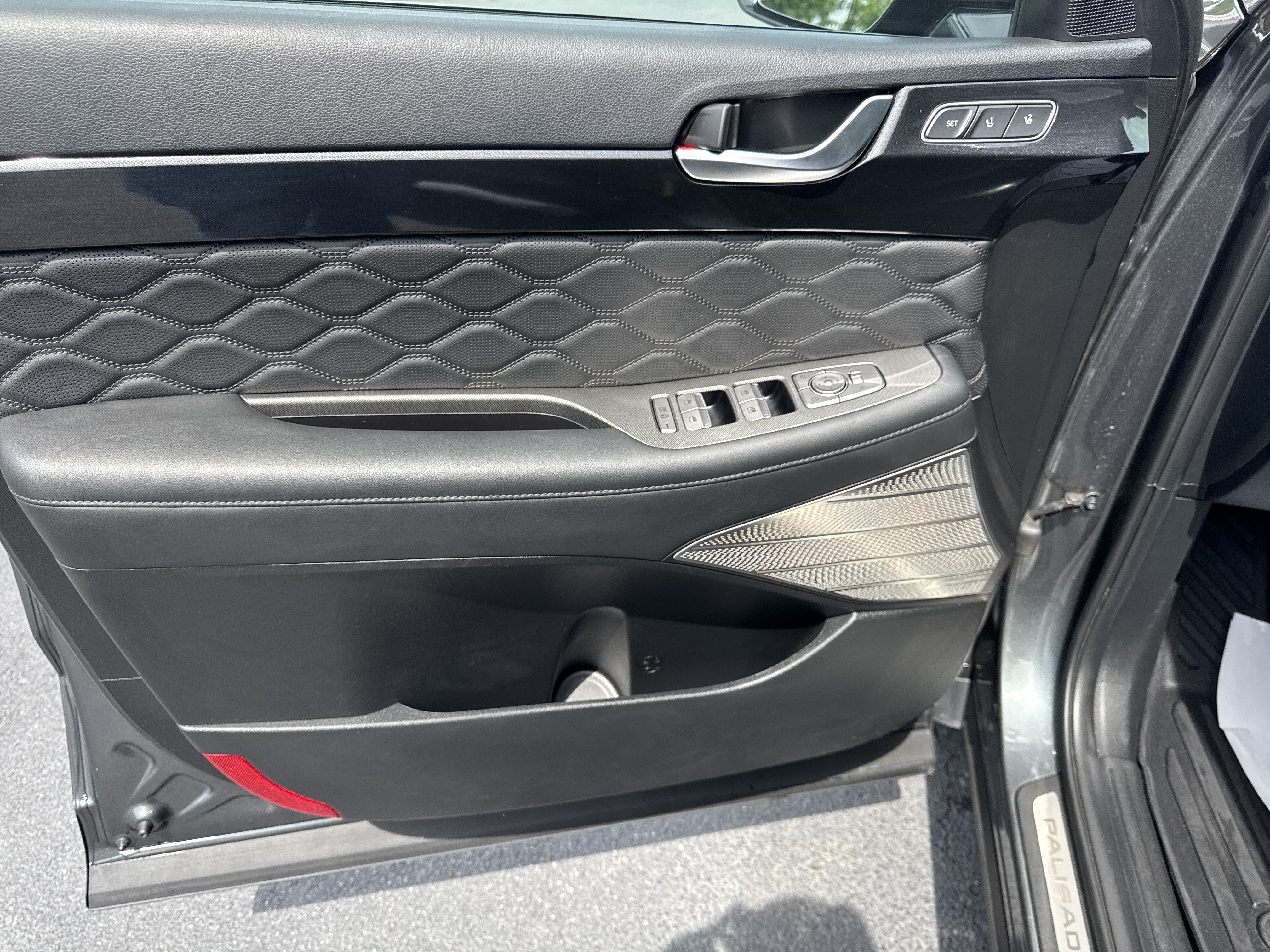 Used 2022 Hyundai Palisade Calligraphy w/ Cargo Package FWD image 23