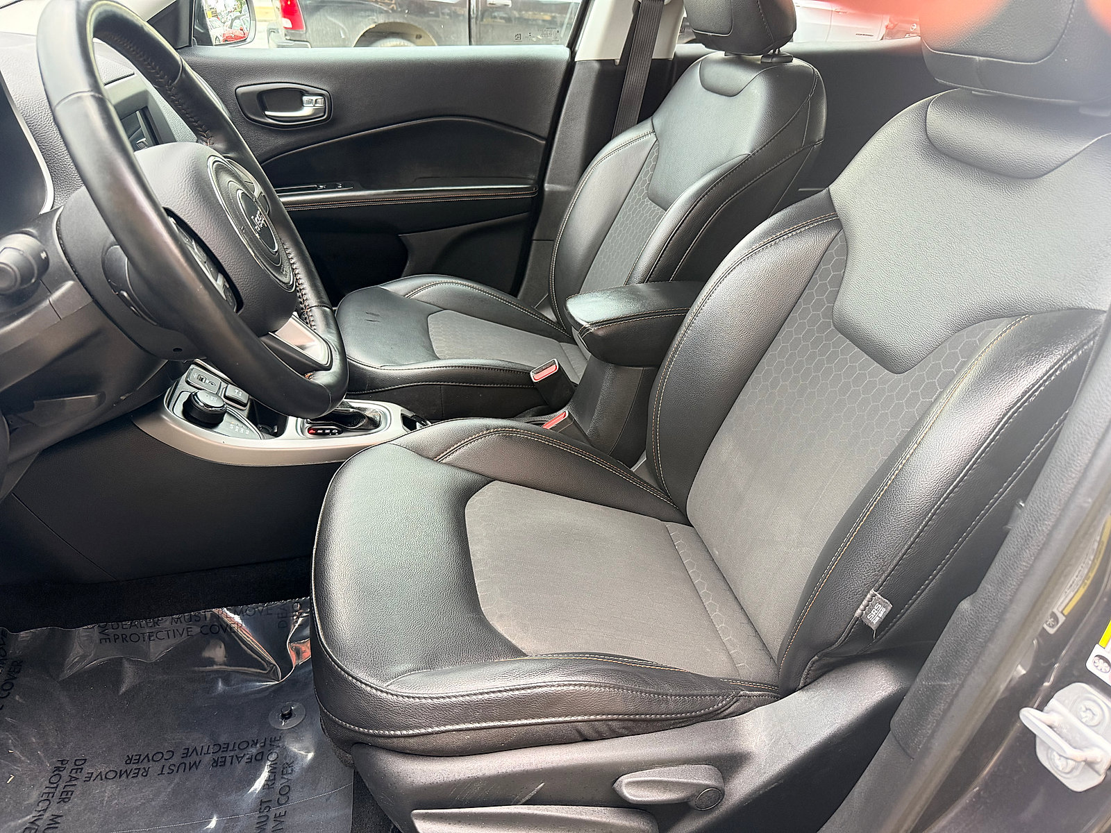 Used 2019 Jeep Compass Latitude w/ Cold Weather Group AWD/4WD image 26