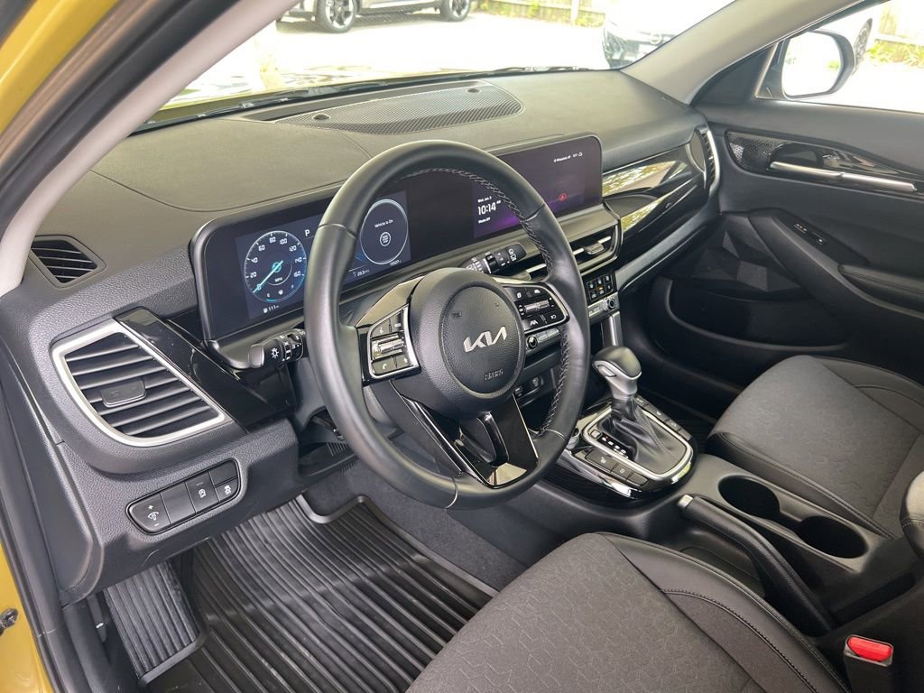Certified 2024 Kia Seltos S AWD/4WD image 6