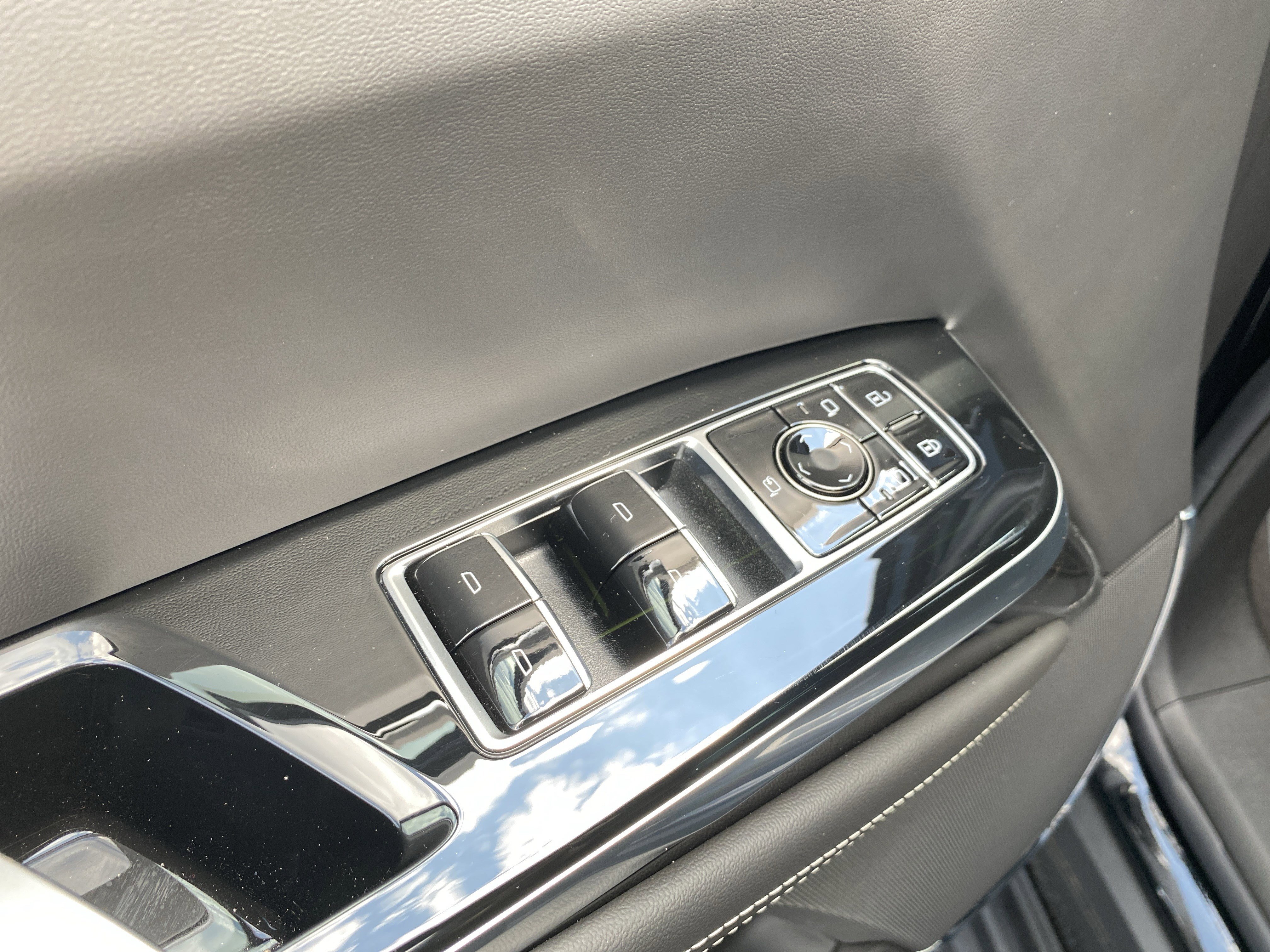 Used 2026 Cadillac Escalade V AWD/4WD image 24