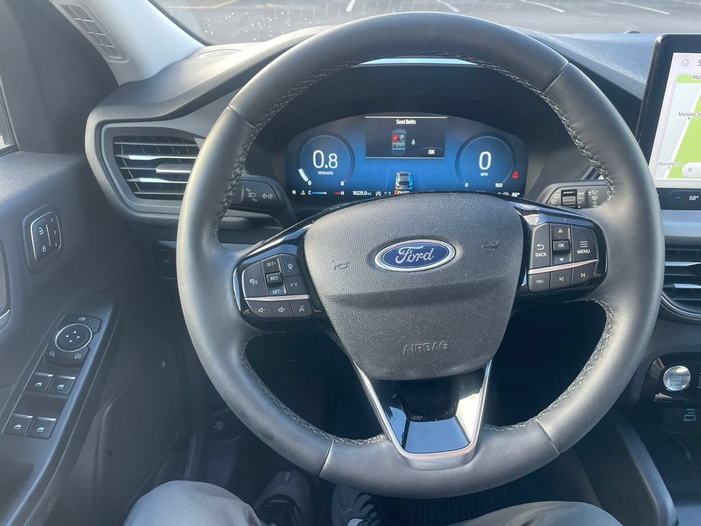 Used 2023 Ford Escape Platinum AWD/4WD image 18