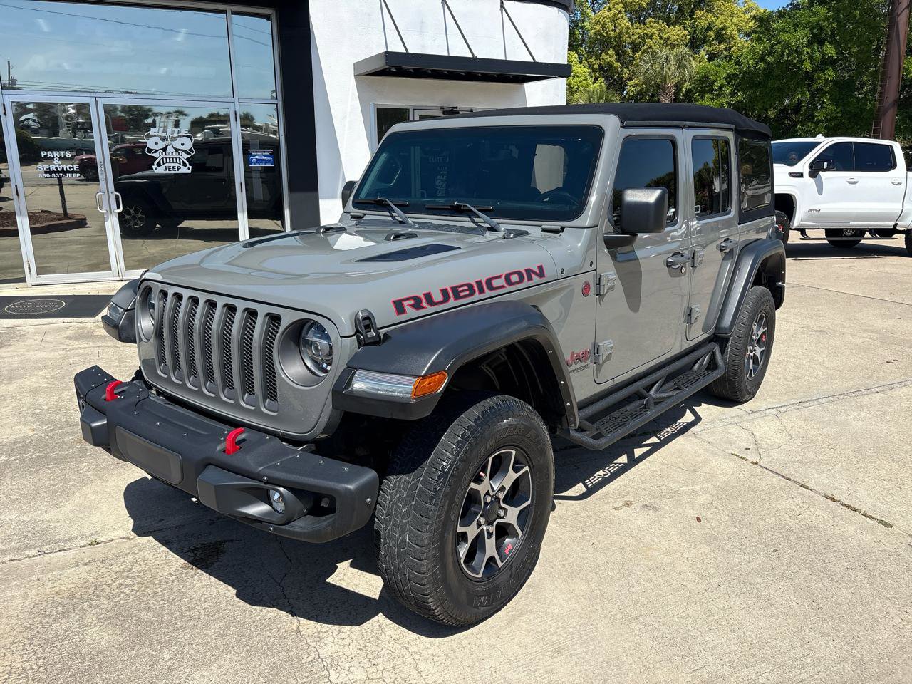 Used 2022 Jeep Wrangler Unlimited Rubicon w/ Steel Bumper Group image 2