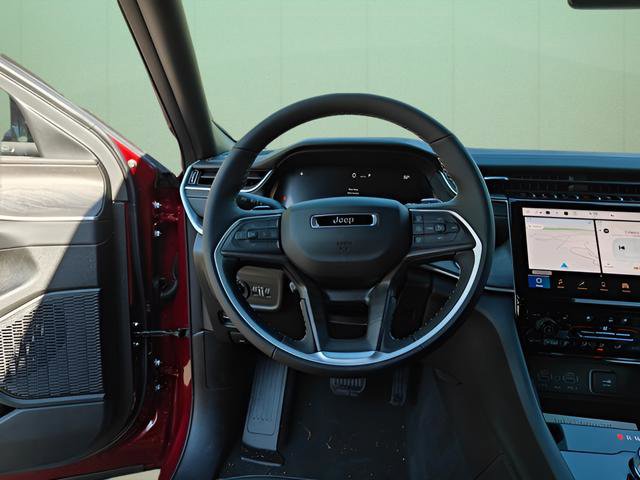 New 2025 Jeep Grand Cherokee L Limited w/ Luxury Tech Group II image 19