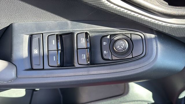 Certified 2025 Subaru Crosstrek 2.0i Premium image 20