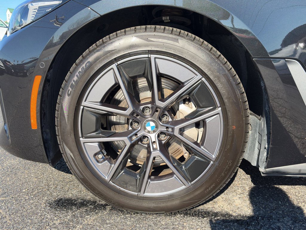 Used 2025 BMW i4 xDrive40i image 26