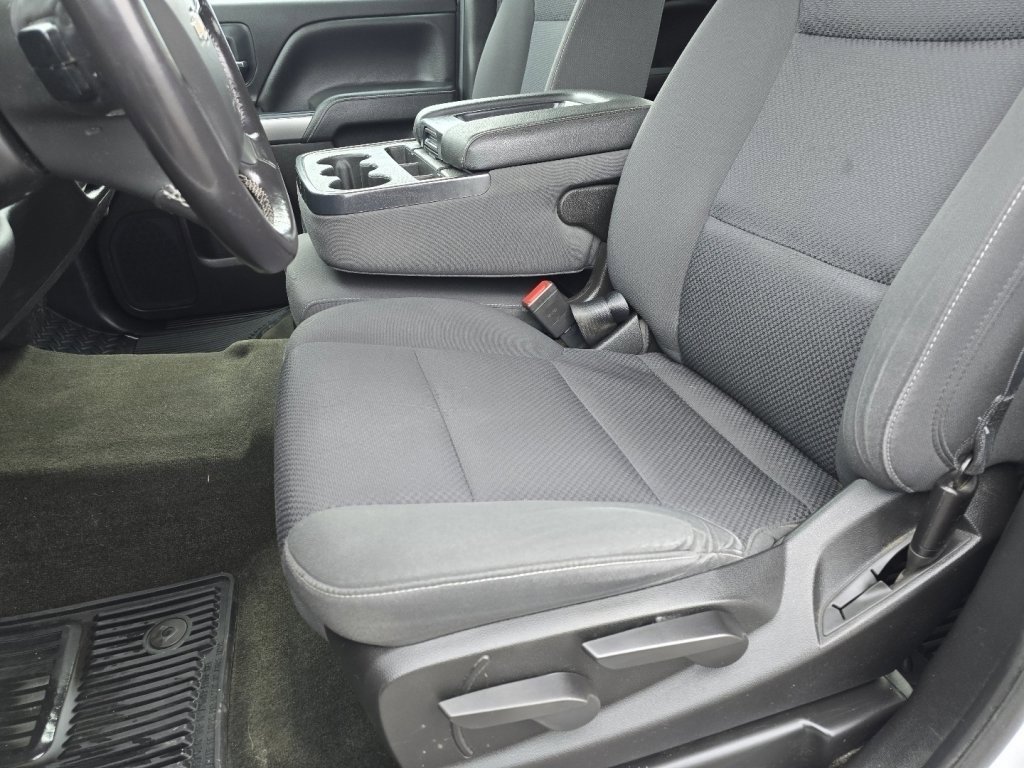 Used 2018 Chevrolet Silverado 1500 LT image 18